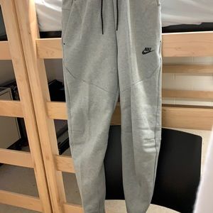 Nike Tech Grey Pants